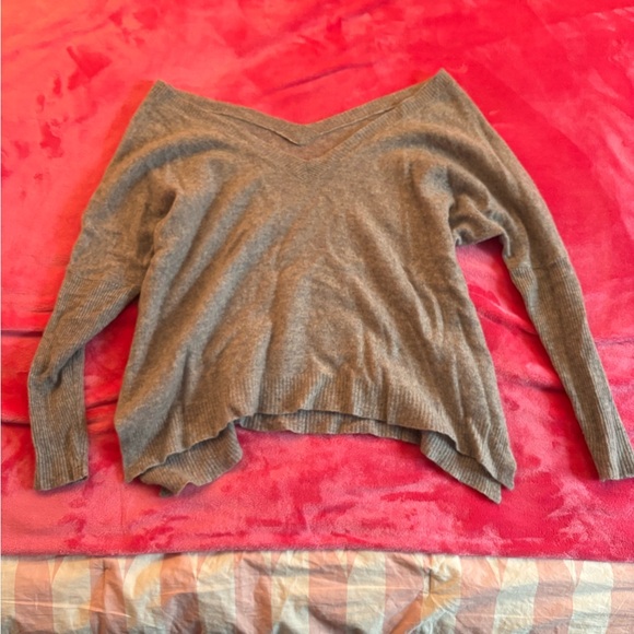 Sweaters - 100% Cashmere Off the Shoulder Sweater